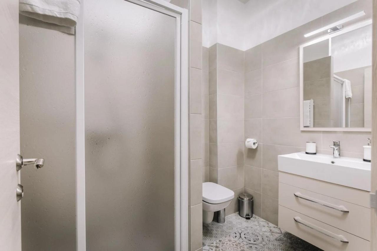 Apartmanhaz Soho غيور المظهر الخارجي الصورة