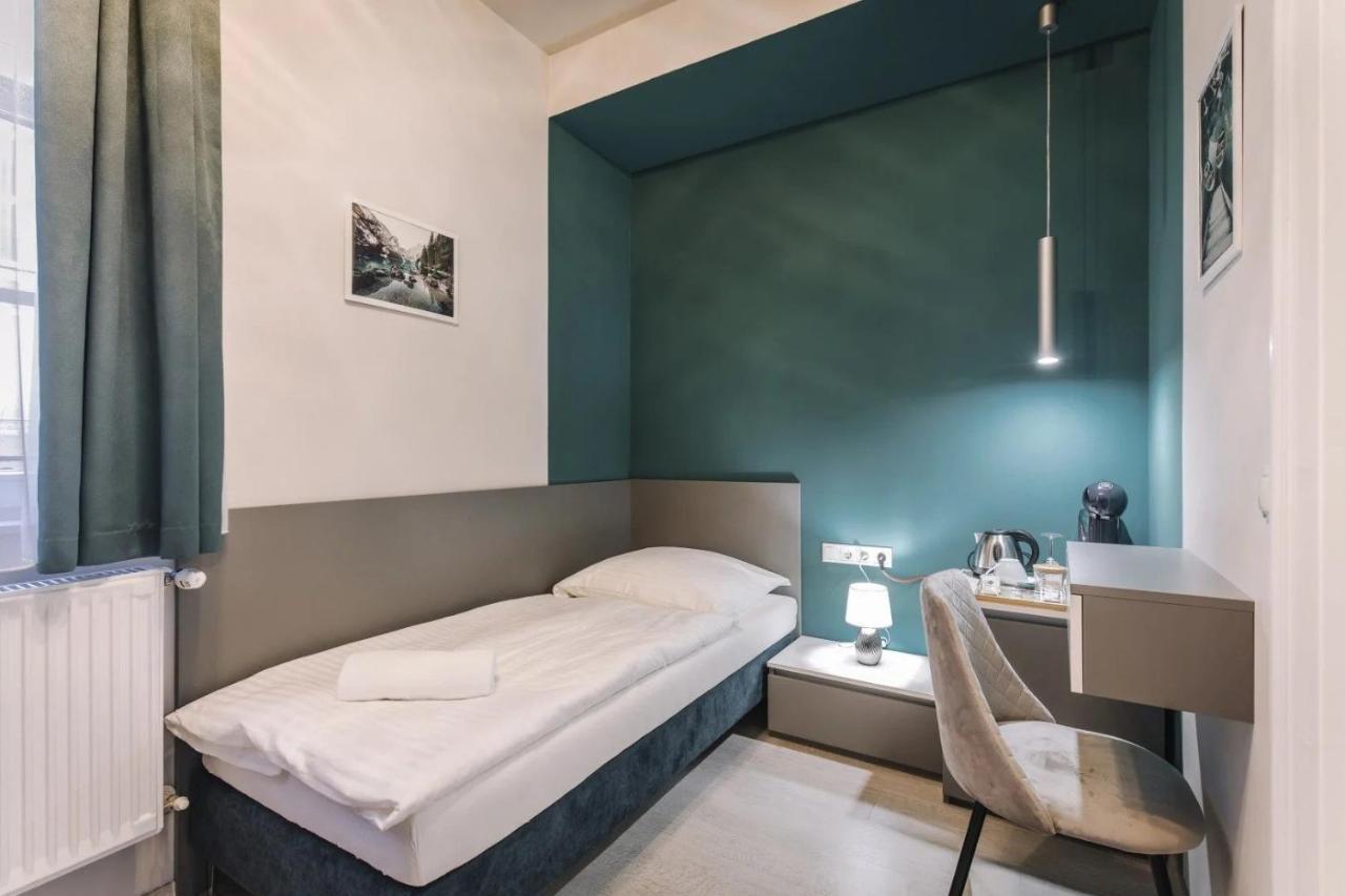 Apartmanhaz Soho غيور المظهر الخارجي الصورة