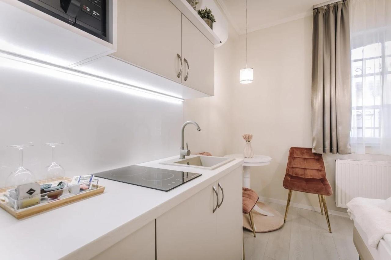 Apartmanhaz Soho غيور المظهر الخارجي الصورة