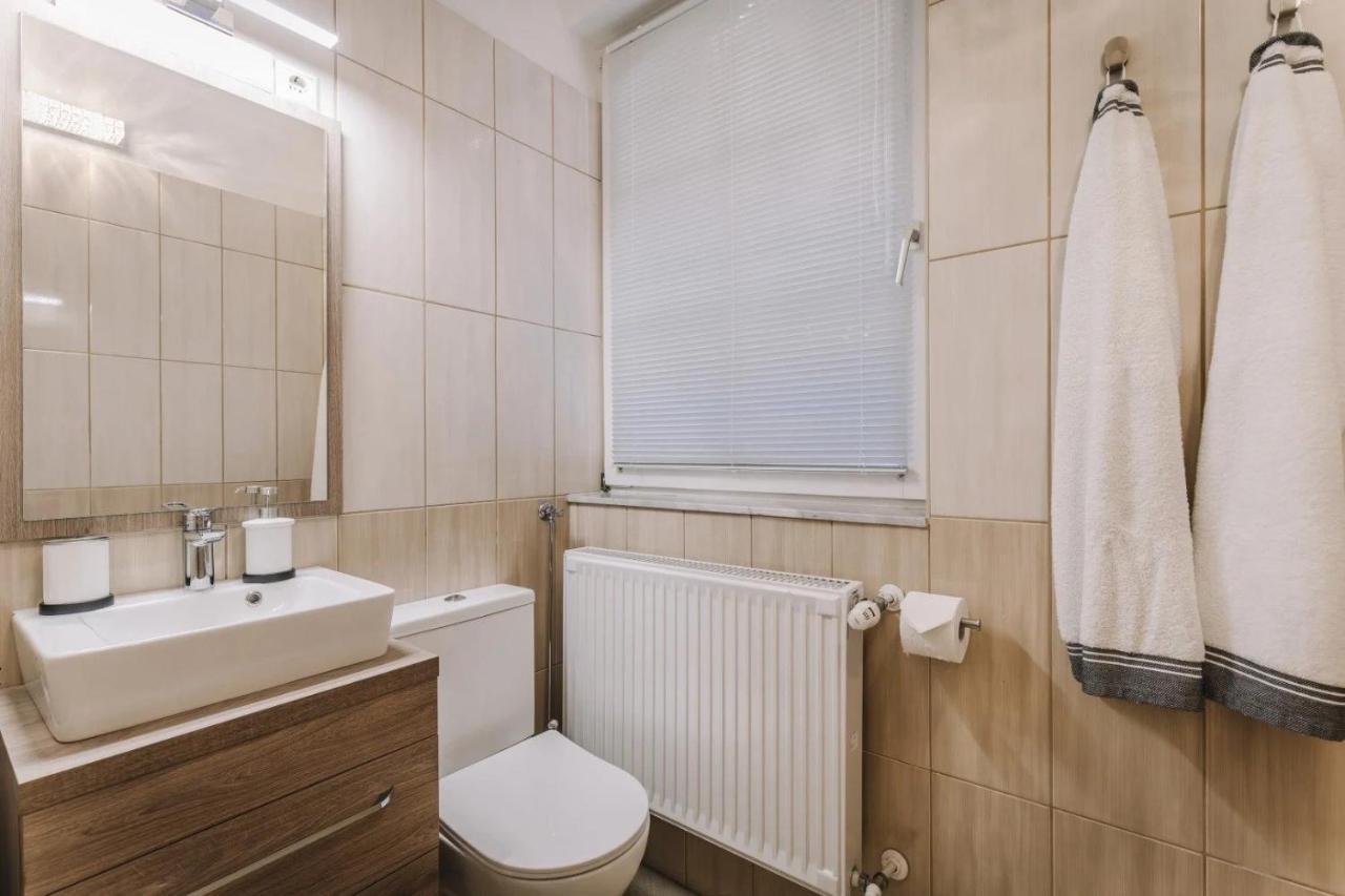 Apartmanhaz Soho غيور المظهر الخارجي الصورة