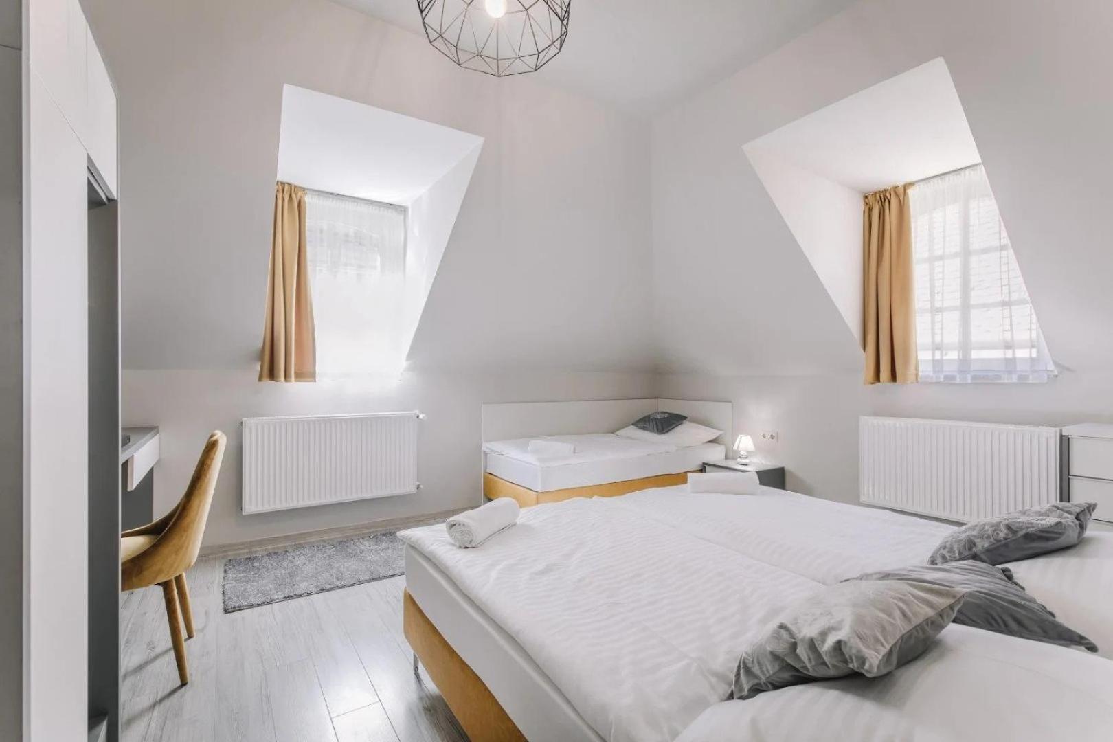 Apartmanhaz Soho غيور المظهر الخارجي الصورة
