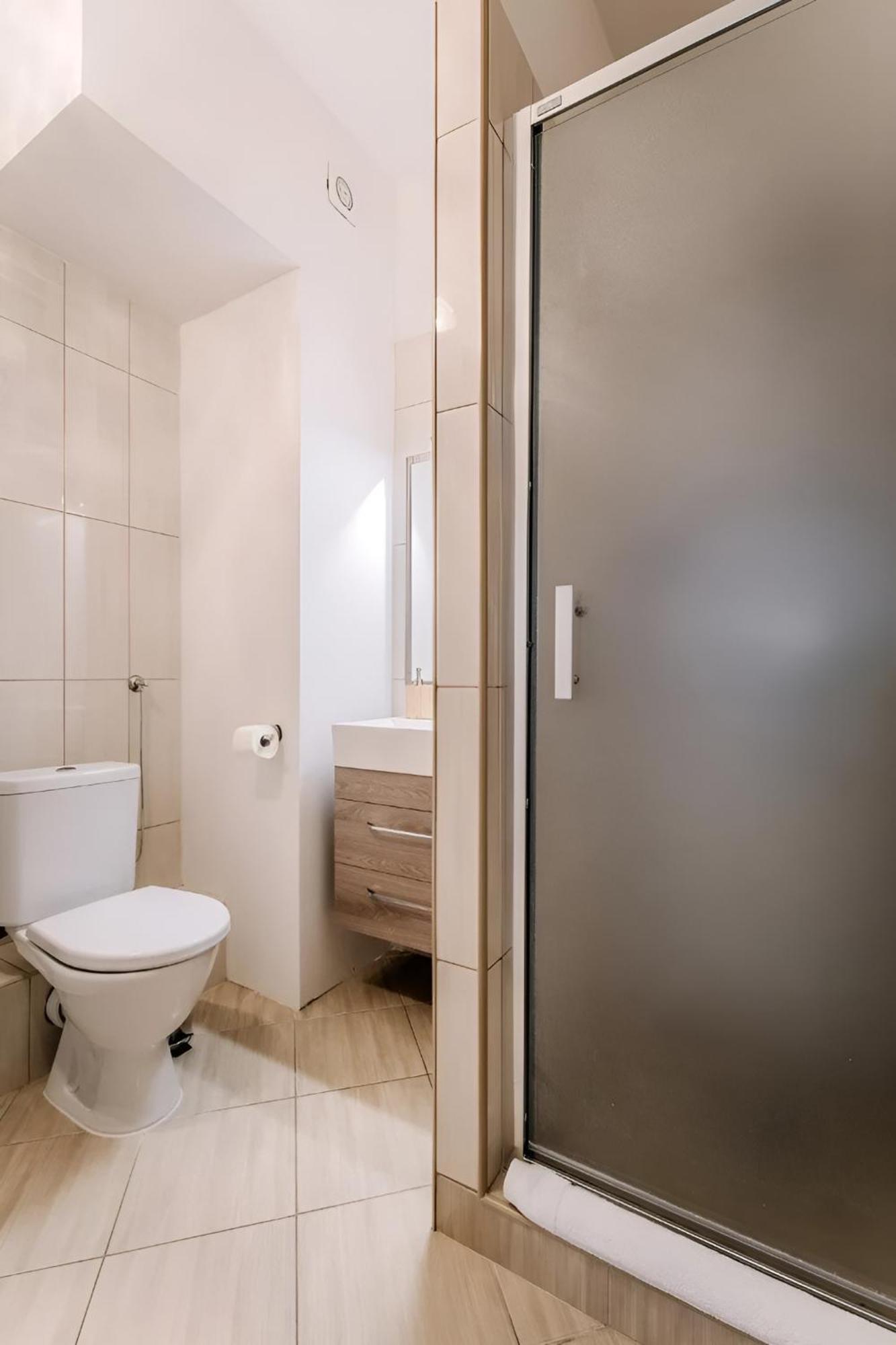 Apartmanhaz Soho غيور المظهر الخارجي الصورة